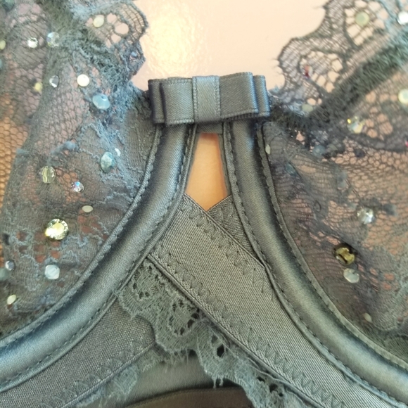 Victoria's Secret Vintage Designer Collection Black Label Rhinestone Crystal Bra - Picture 8 of 15
